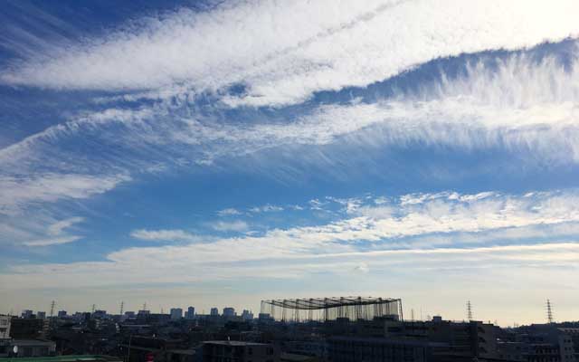 上空は風が強かったんすかねー、なんとも流れが面白い感じ…この位に広々撮れるトコが近くにあるのも助かる(素材集め的にw)